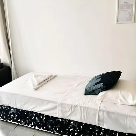 Olivia One Bedroom Renovated 2026 *